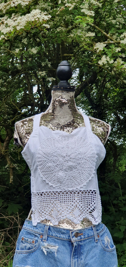 Handmade crop size 8