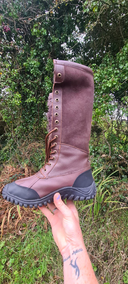 Ugg buataisí méid 6.5