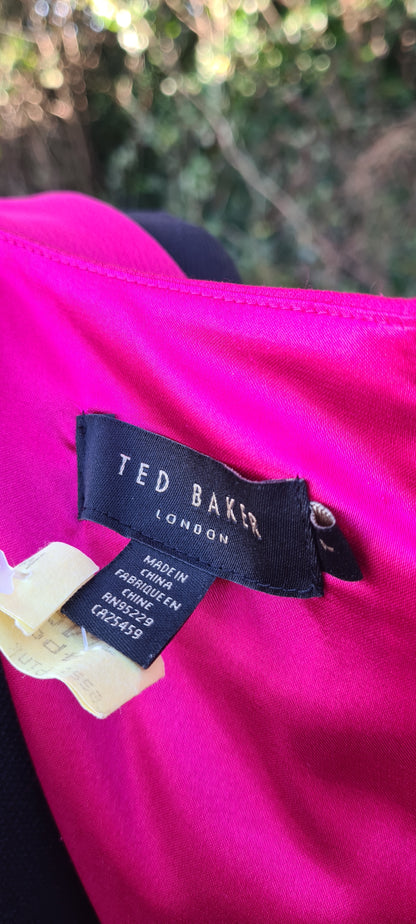 Gúna Ted Baker Méid 10